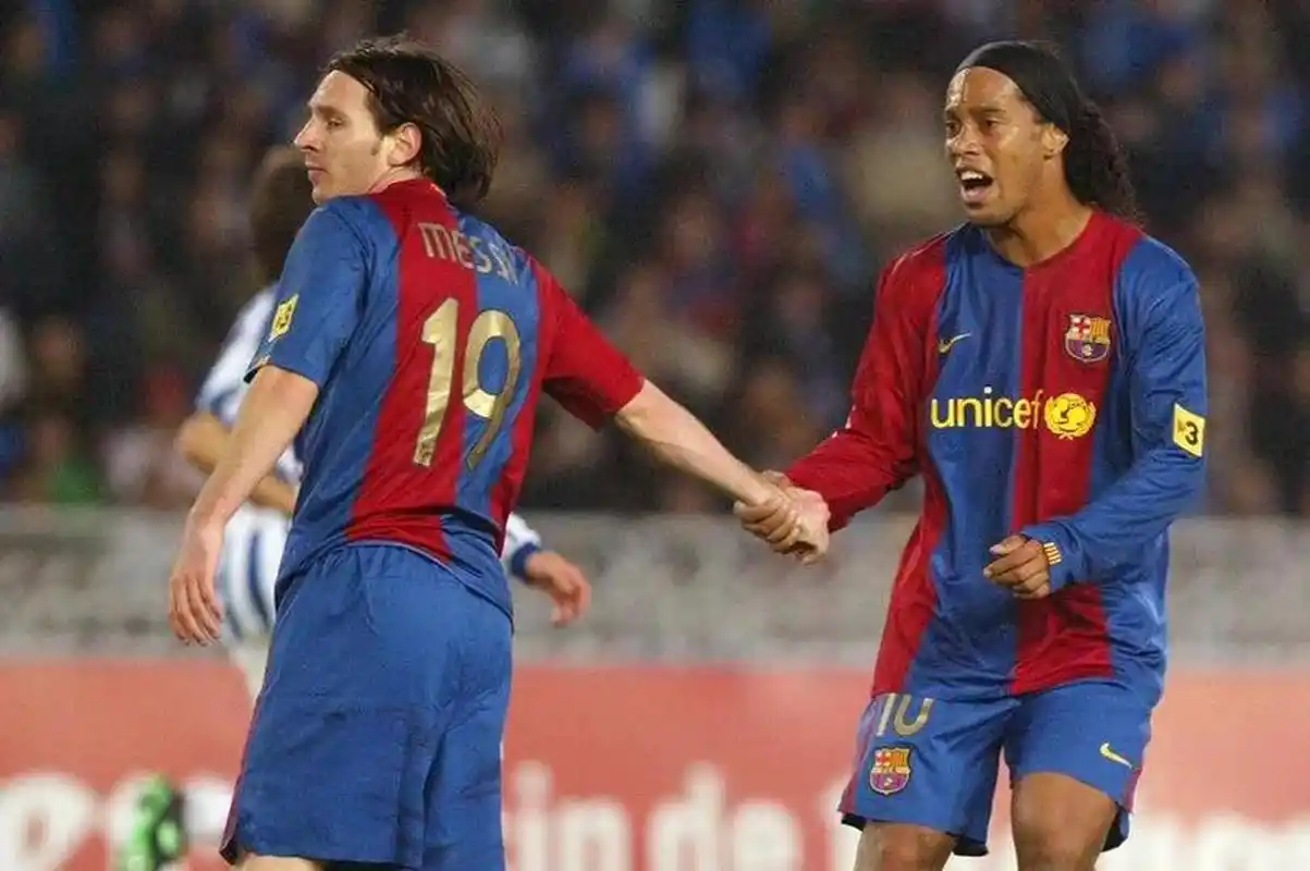 个舞台上留 个舞台上留