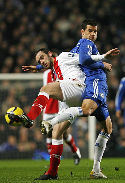 都需通过严 都需通过严